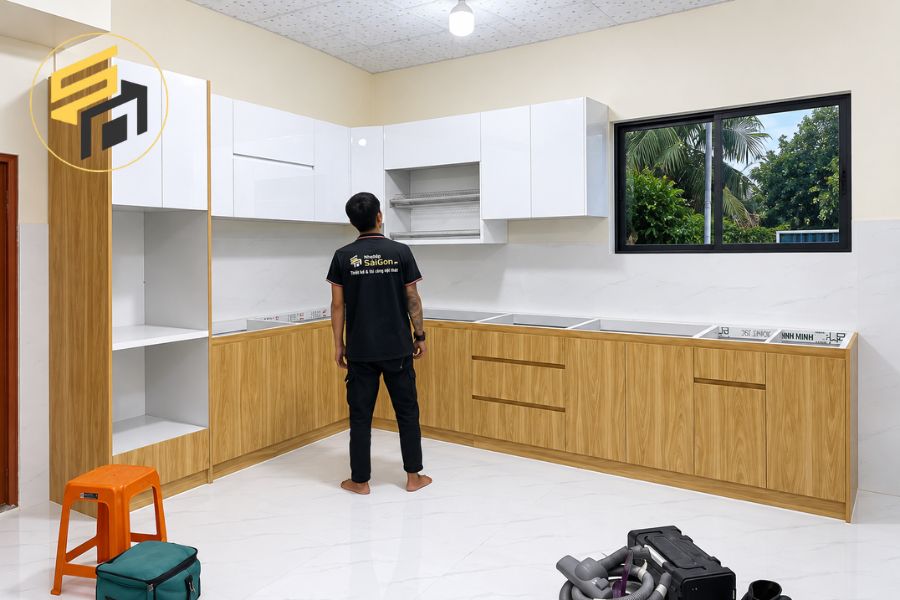 Bàn Giao Tủ Bếp Module 3 Lớp Cánh Laminate Cho Anh Phú