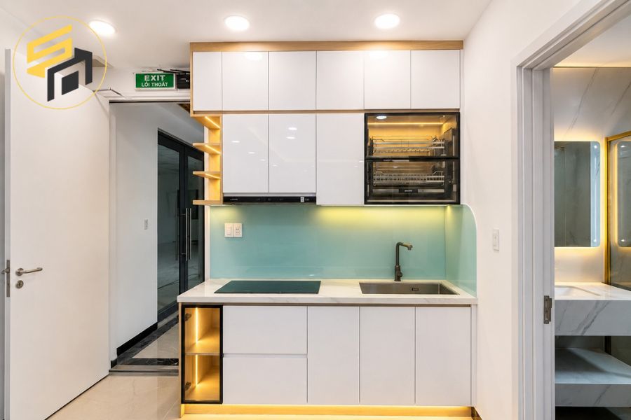 Dự Án Tủ Bếp Chữ I Nhựa Phủ Laminate Trắng Bóng Kính Ốp Màu Xanh Ngọ