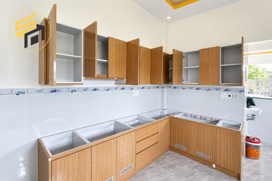 Dự Án Tủ Bếp Nhựa PVC Cánh Acrylic Chữ L Tại Củ Chi